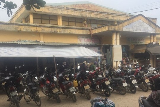 Quảng Nam: Chính quyền xã Tam Anh Nam “thổi giá” chợ gấp nhiều lần, tiểu thương khốn đốn
